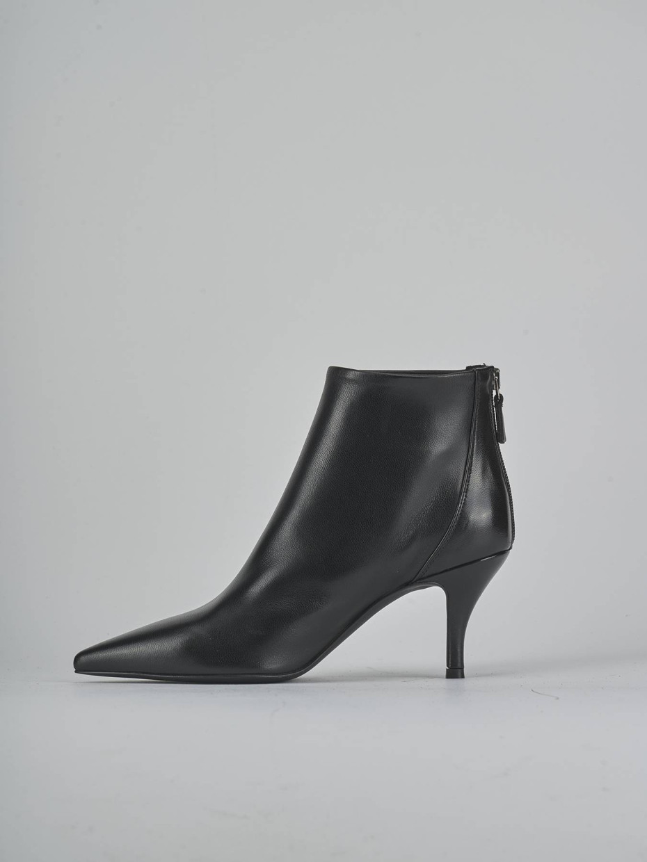 Stivaletti tacco 7cm pelle nero
