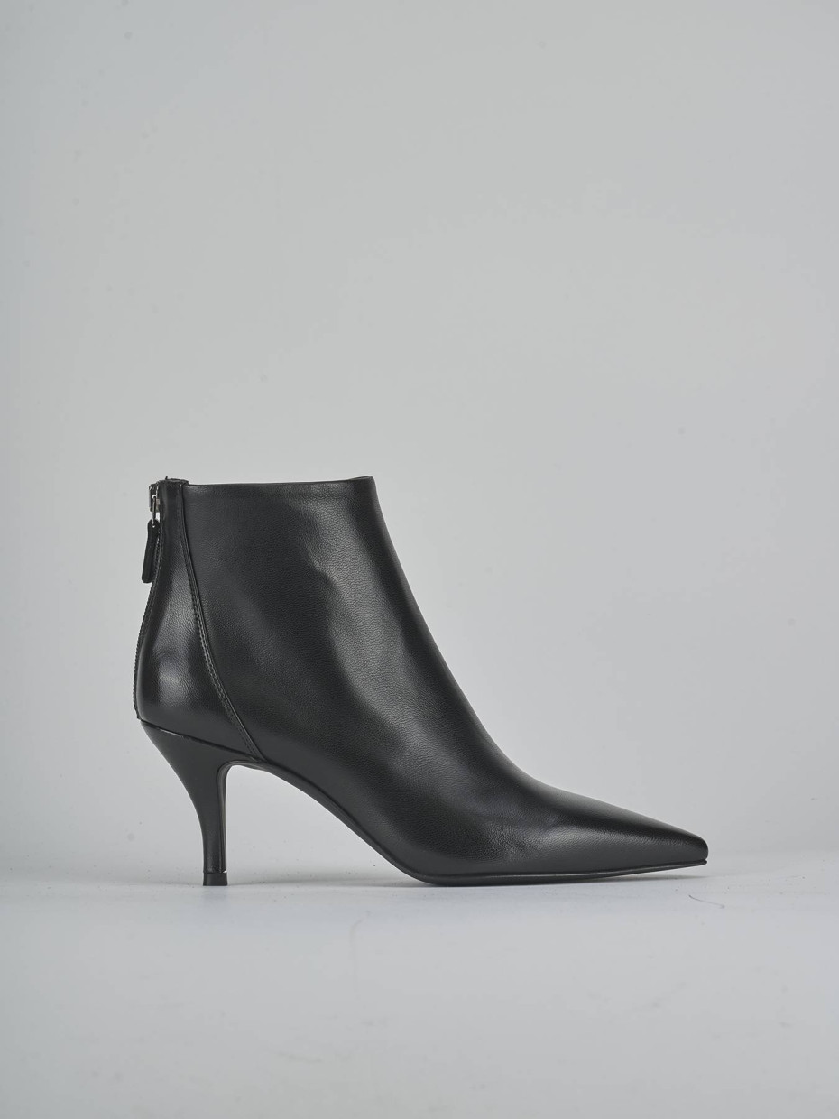 Stivaletti tacco 7cm pelle nero