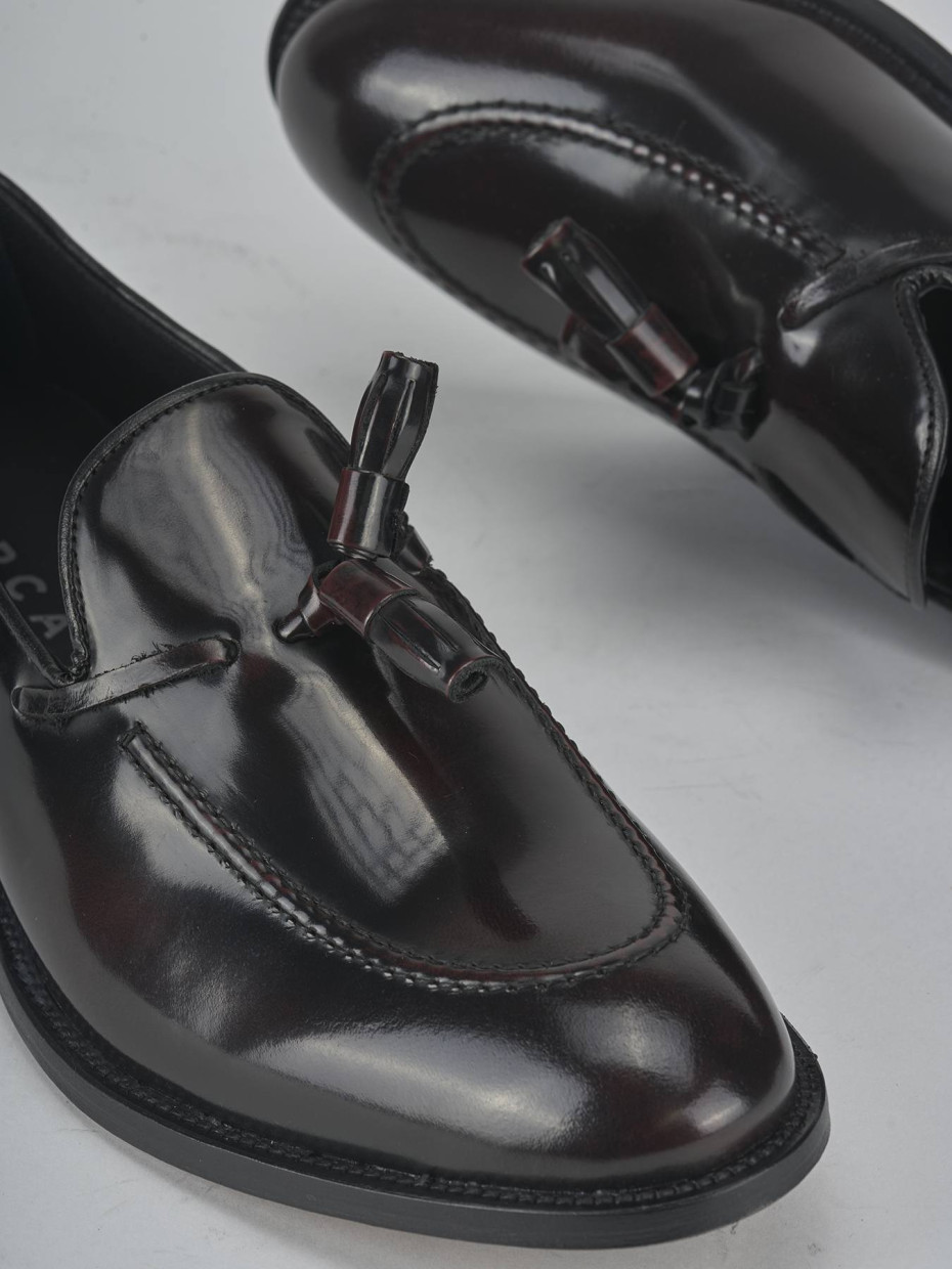 Mocasines burdeos cuero