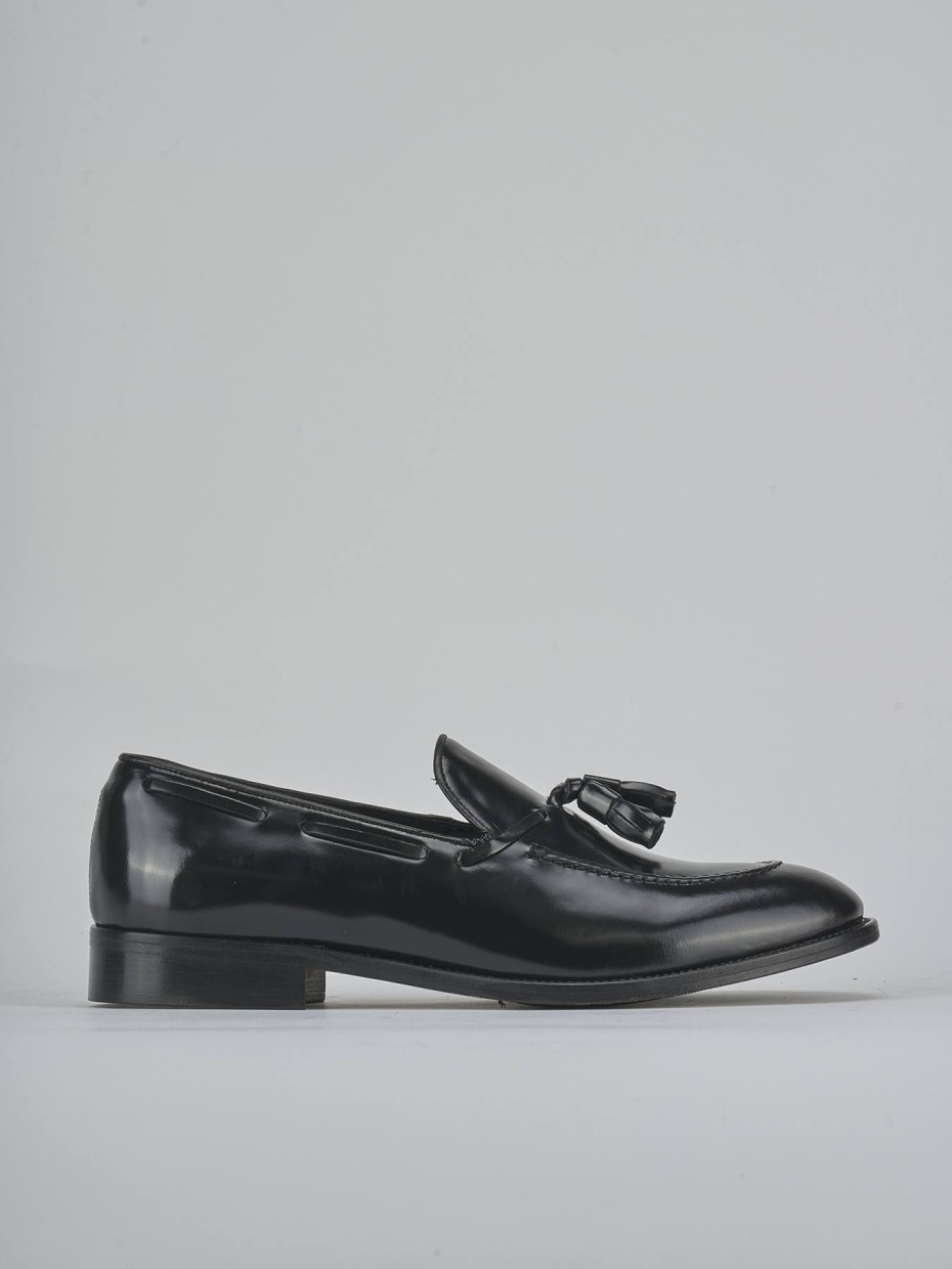 Mocasines negro cuero