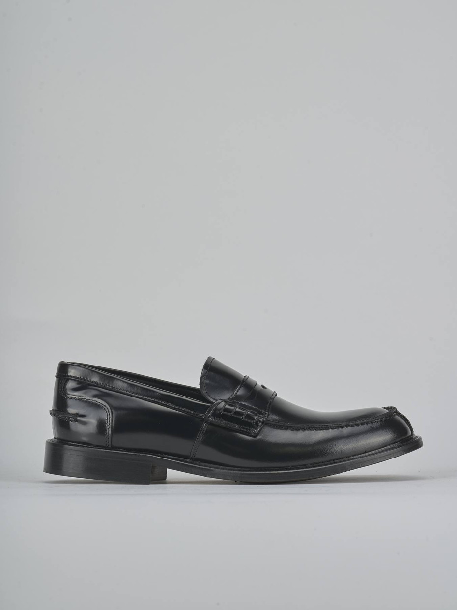 Mocasines negro cuero