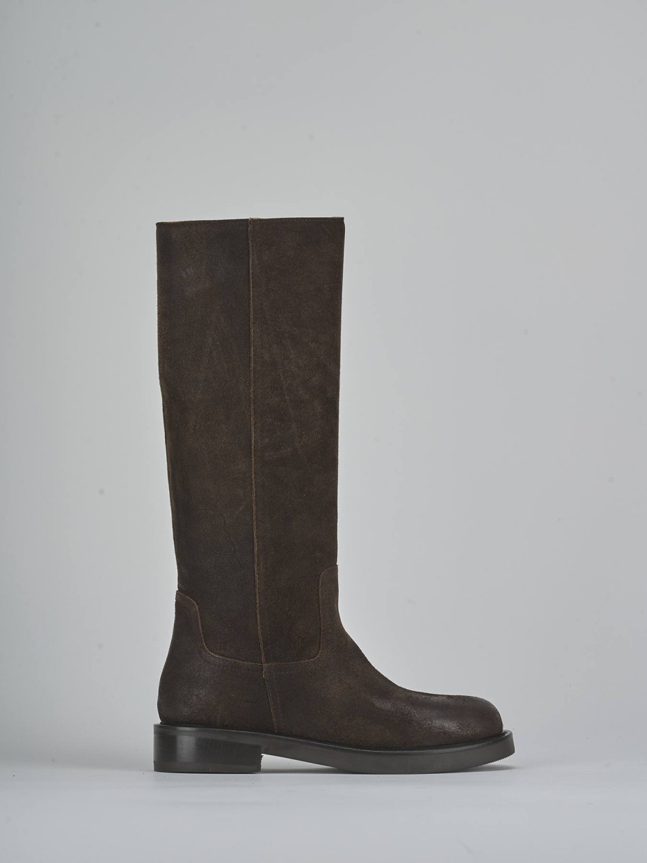 Low heel boots heel 3 cm dark brown suede