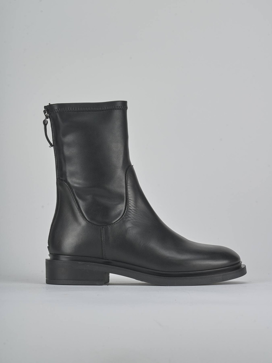 Botines de tacón bajo tacón 3 cm negro cuero