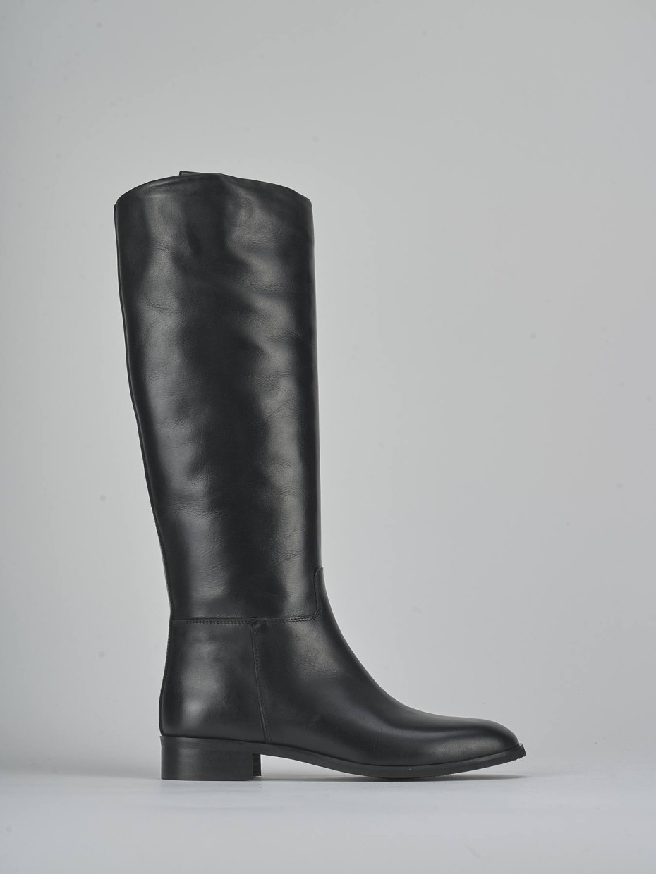 Botas de tacón bajo tacón 3 cm negro cuero