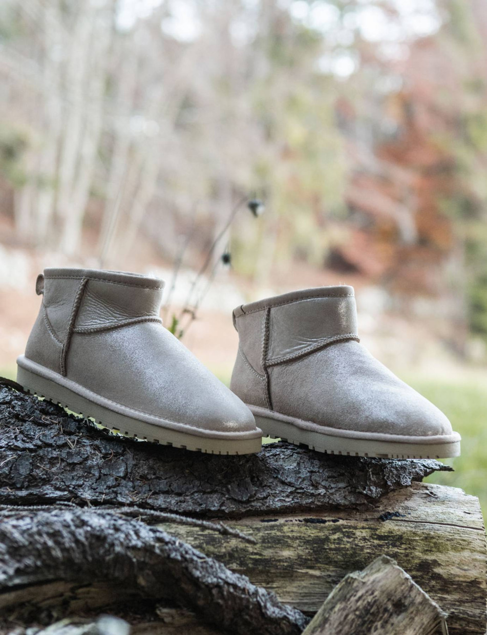 Botines de tacón bajo beis glitter
