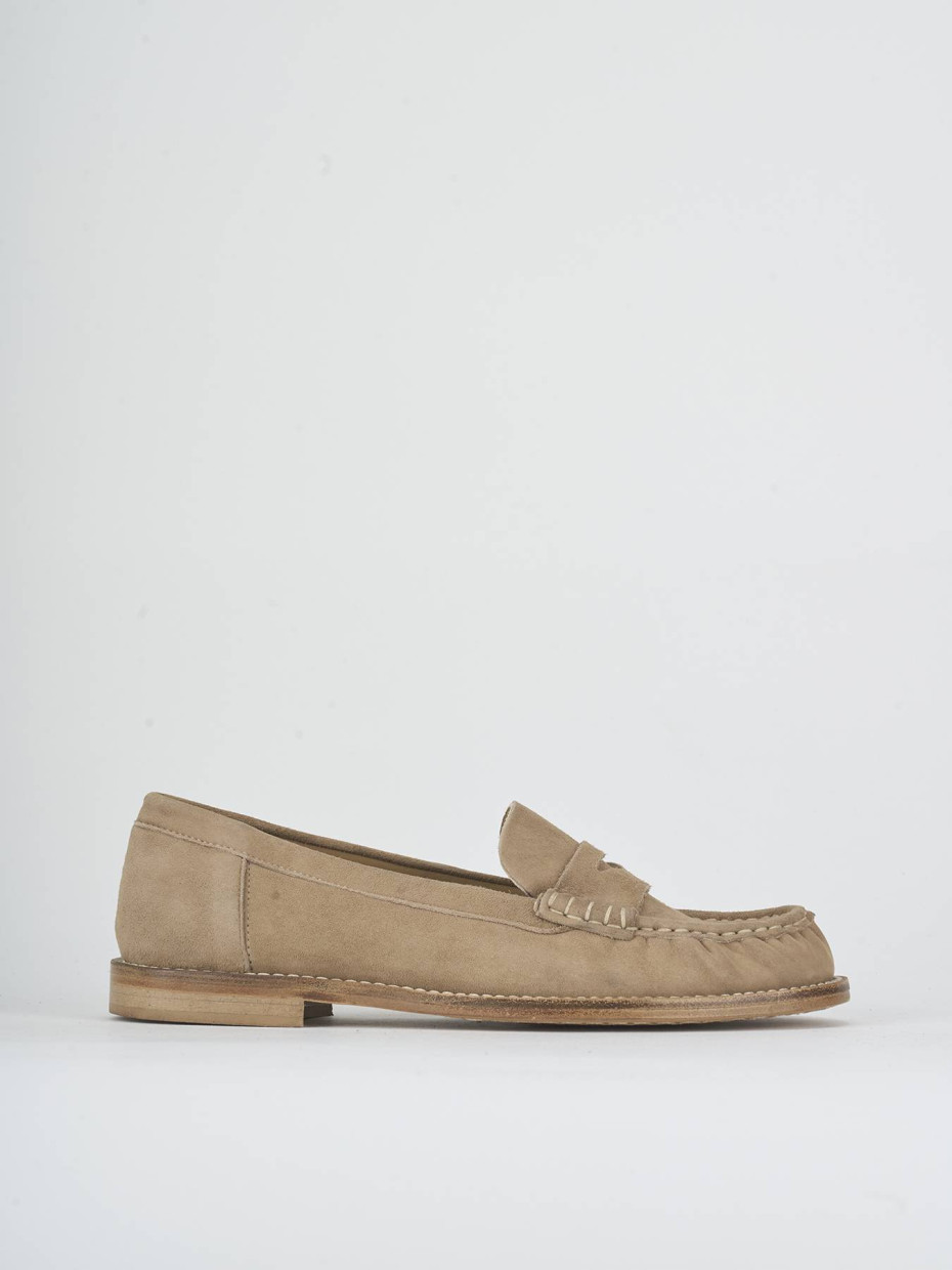 Mocasines tacón 1 cm beis ante