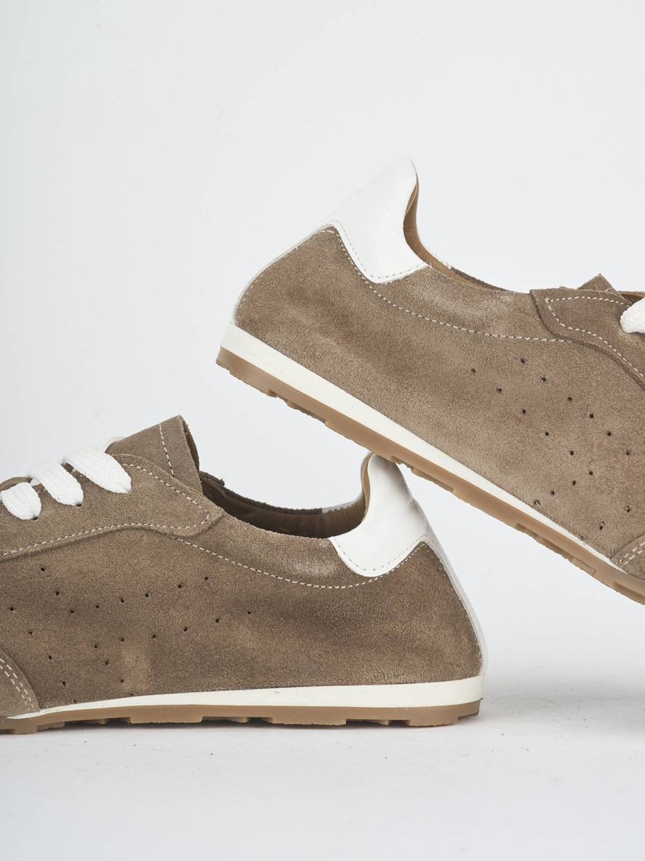Sneakers camoscio marrone