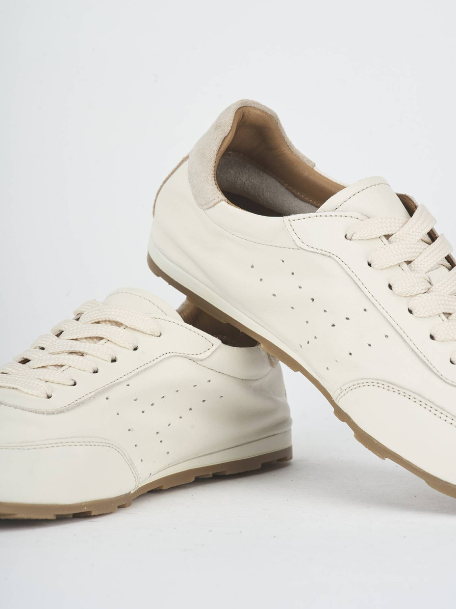 Zapatillas deportivas beis cuero