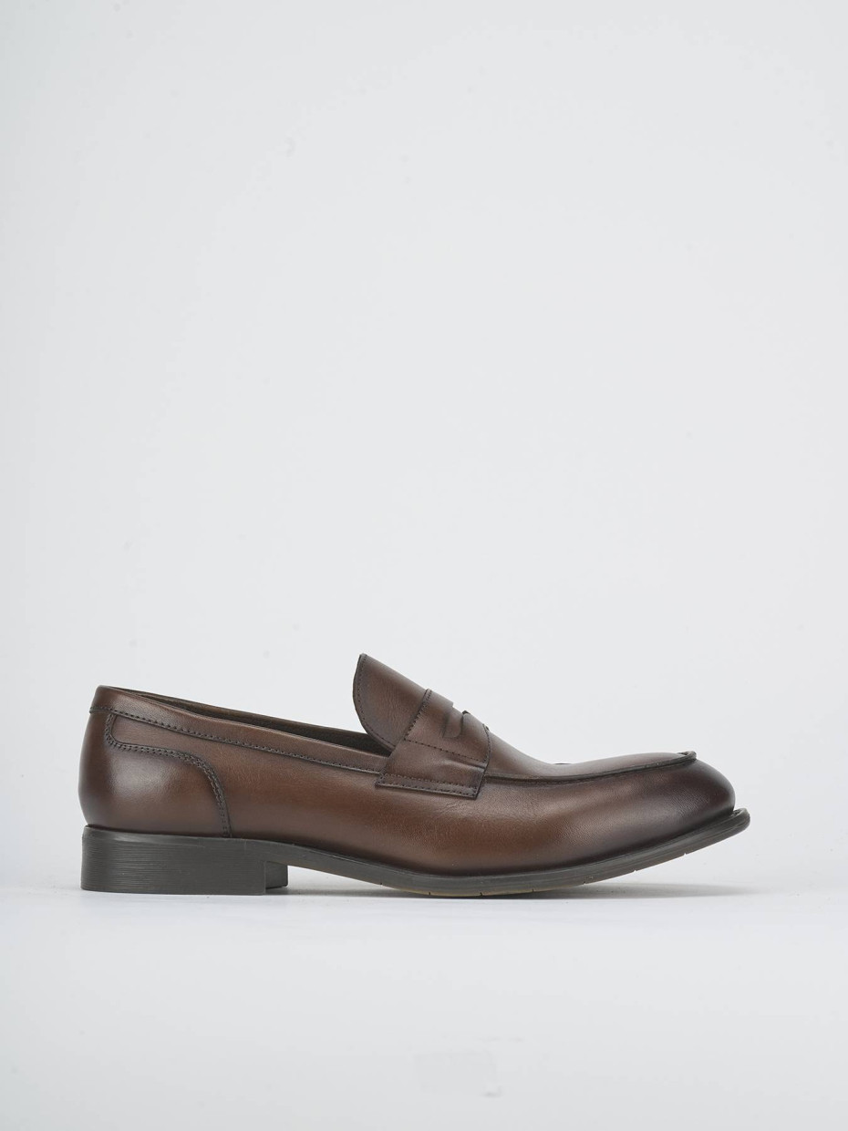 Mocasines marrón cuero