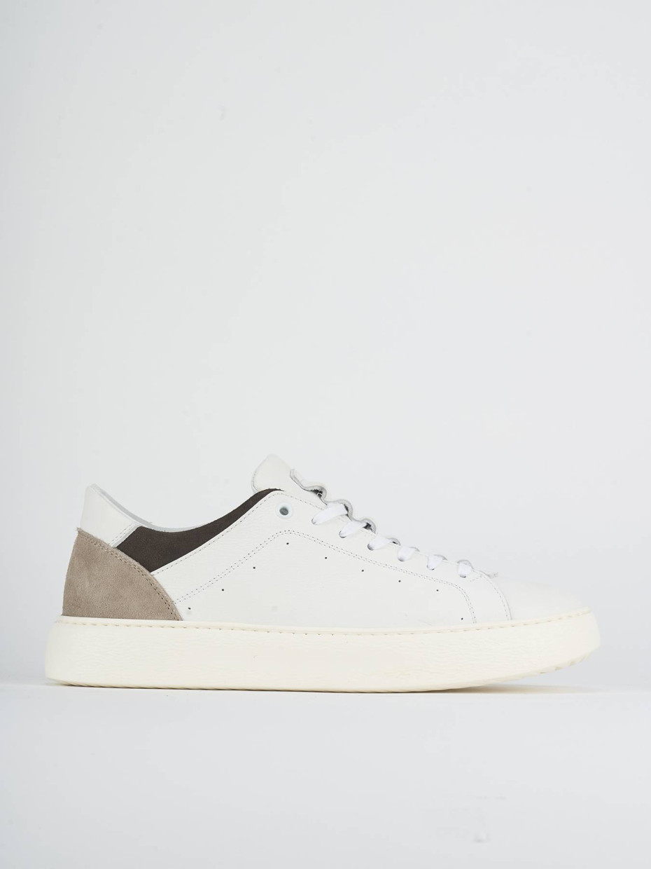Sneakers white leather