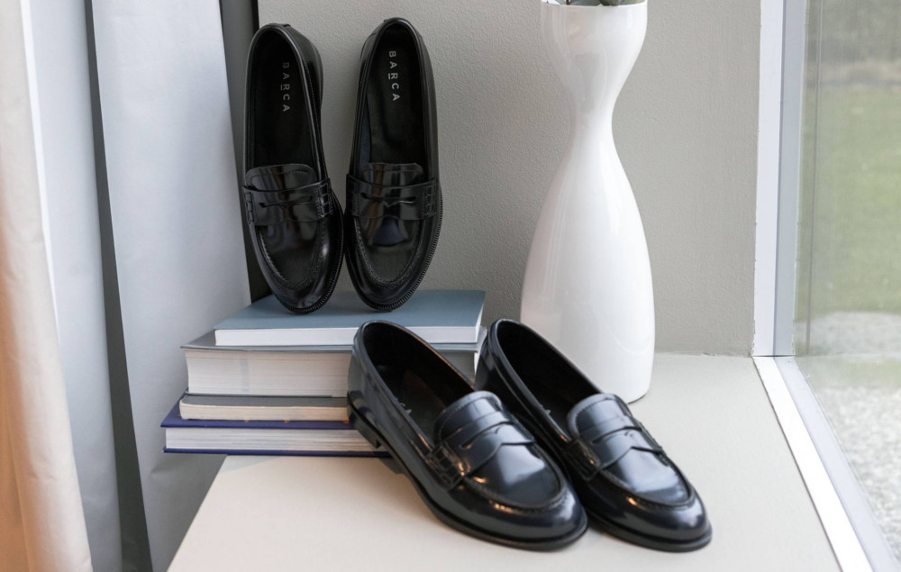 Loafers heel 1 cm black leather