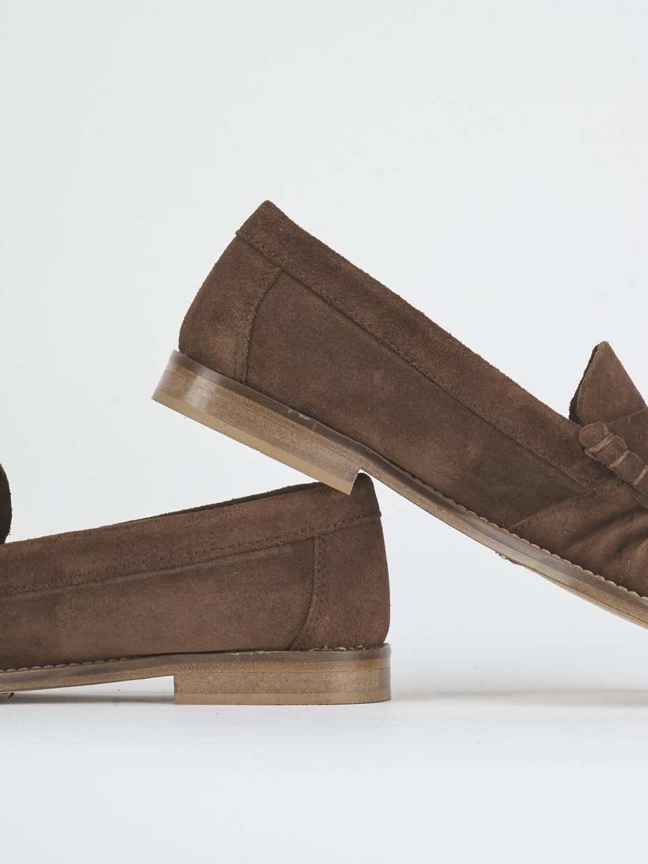 Mocasines tacón 1 cm marrón ante