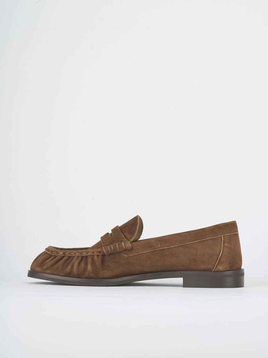 Mocasines tacón 1 cm marrón ante