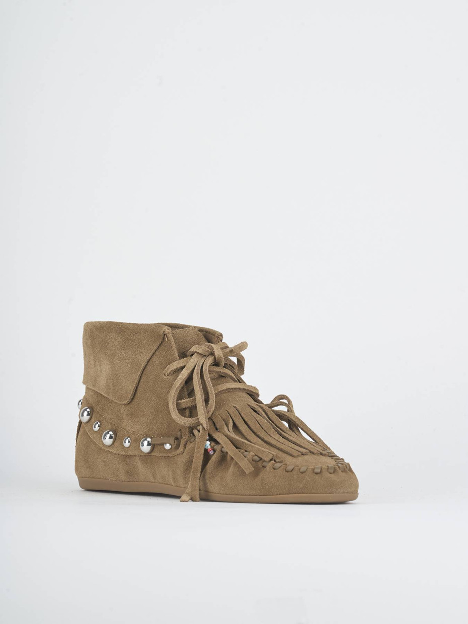 Stivaletti tacco 2cm camoscio beige