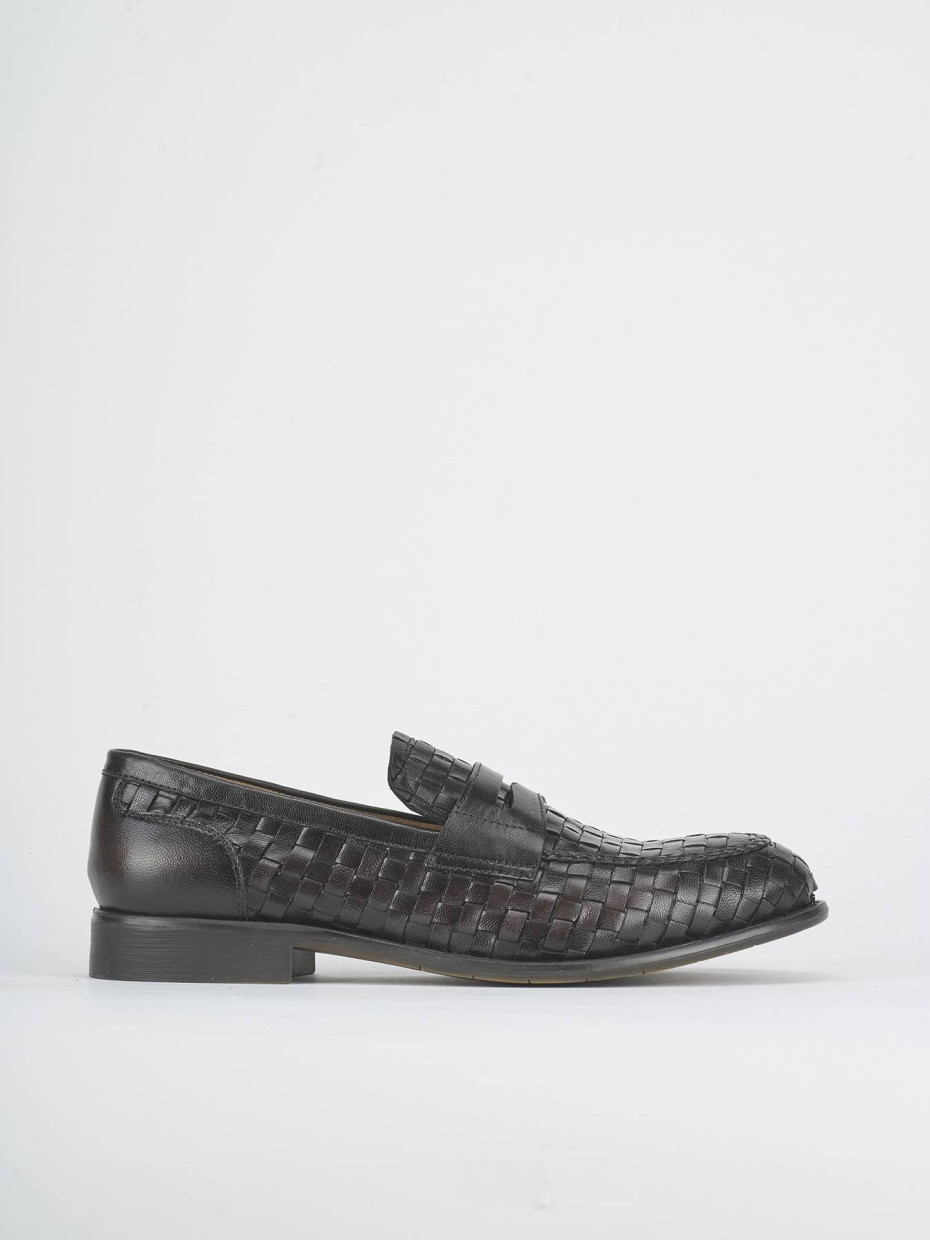 Mocasines marrón oscuro cuero