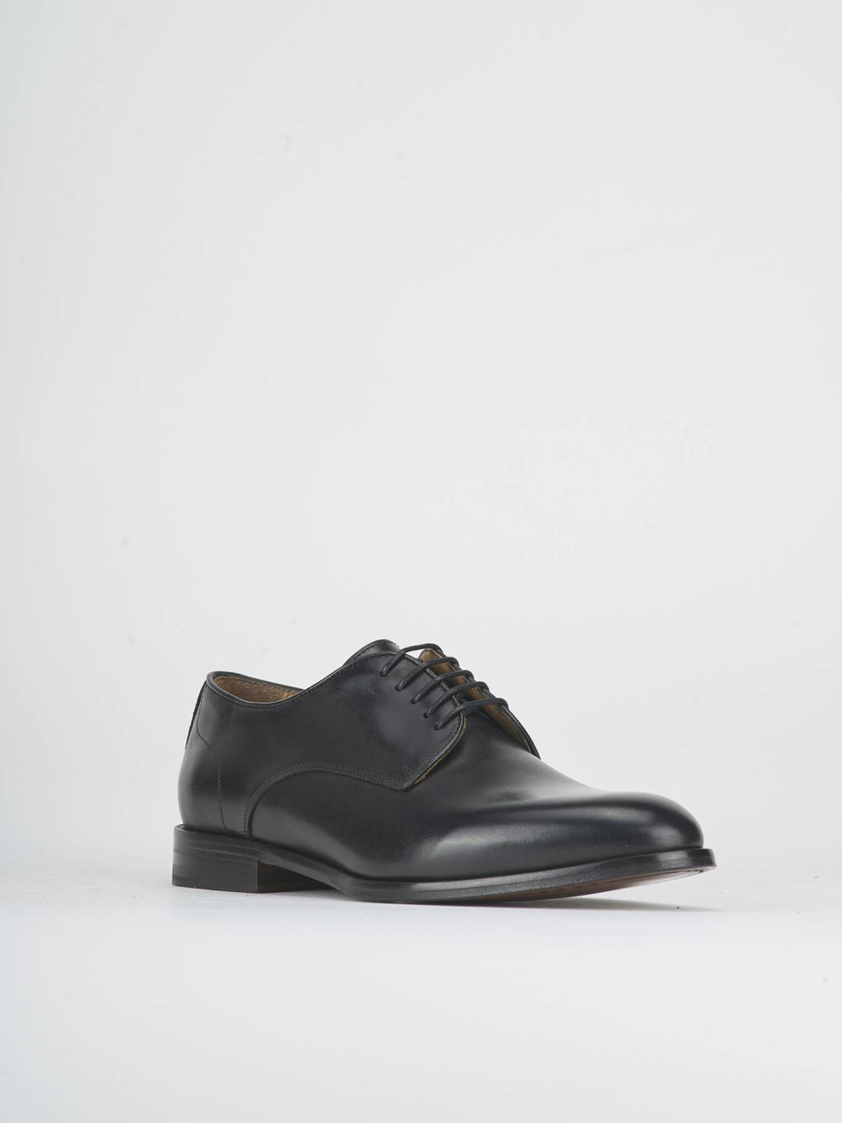 Lace-up shoes black leather