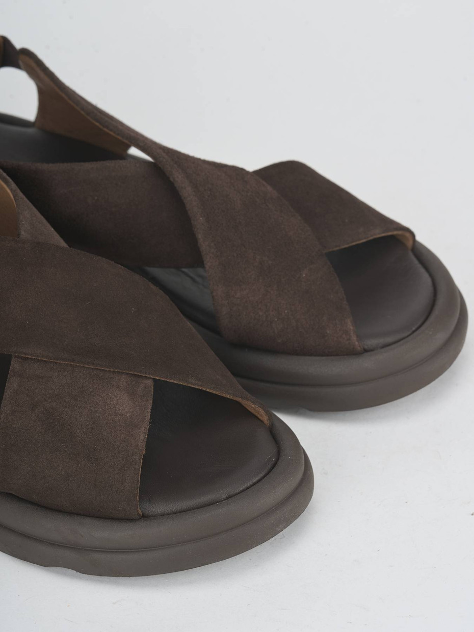 Sandalias de tacón bajo tacón 3 cm marrón oscuro ante
