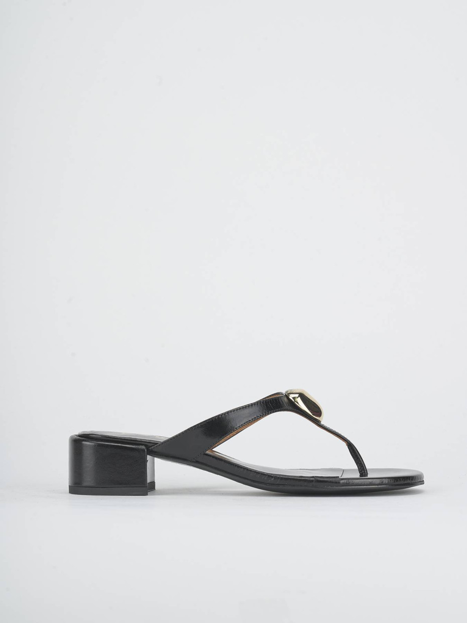 Slippers heel 3 cm black leather