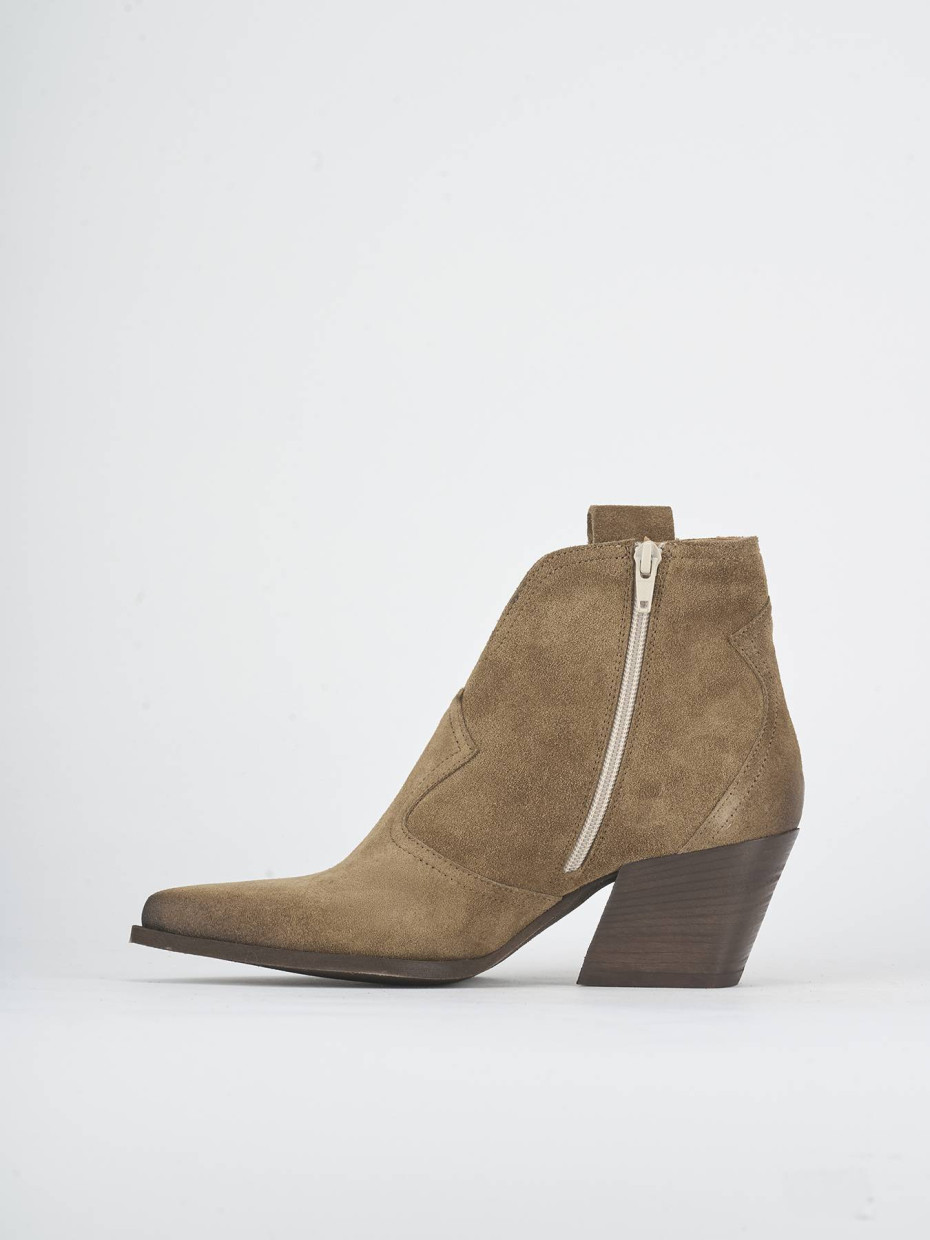 Stivaletti tacco 5cm camoscio marrone