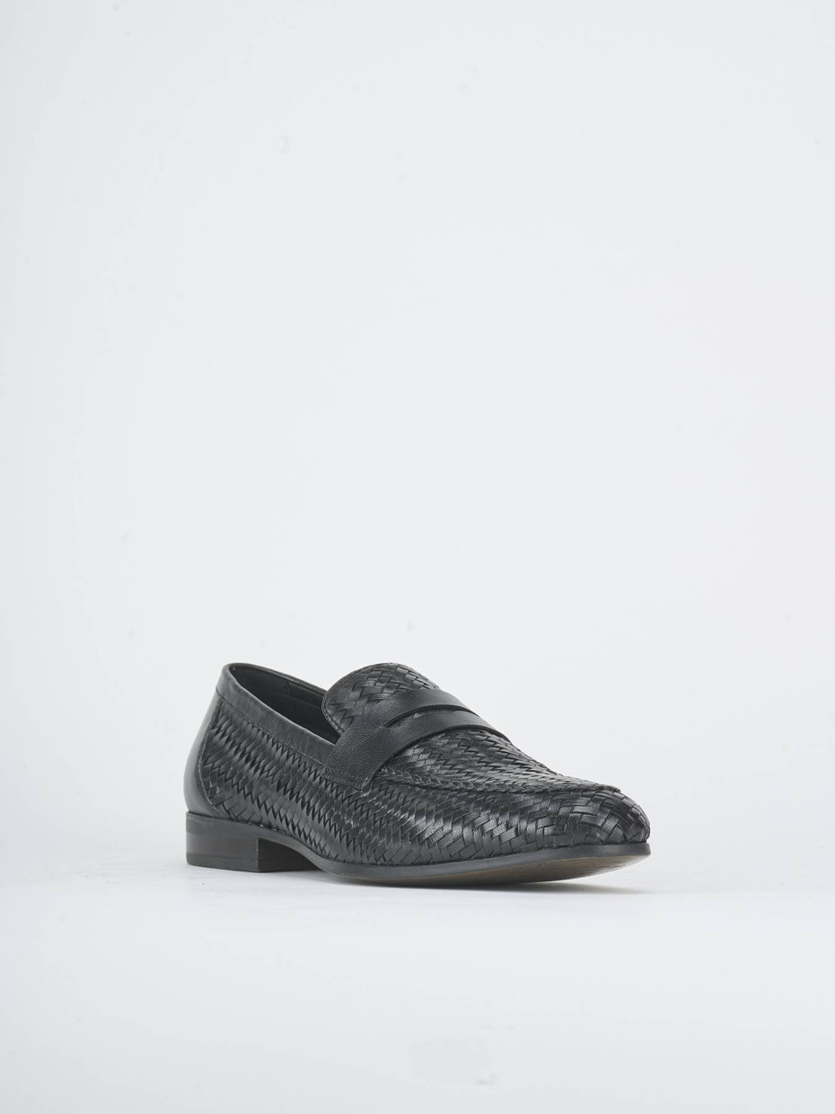 Mocasines negro cuero