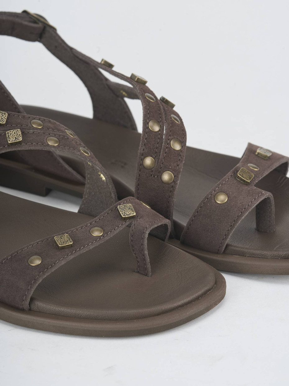 Sandalias de tacón bajo tacón 1 cm marrón oscuro ante