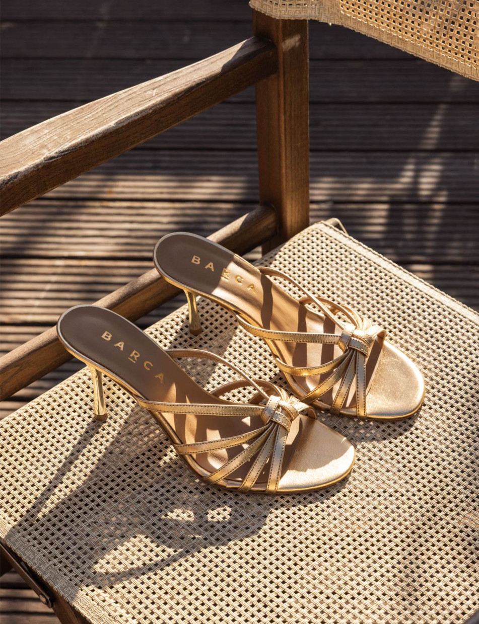 Slippers heel 9 cm gold laminated