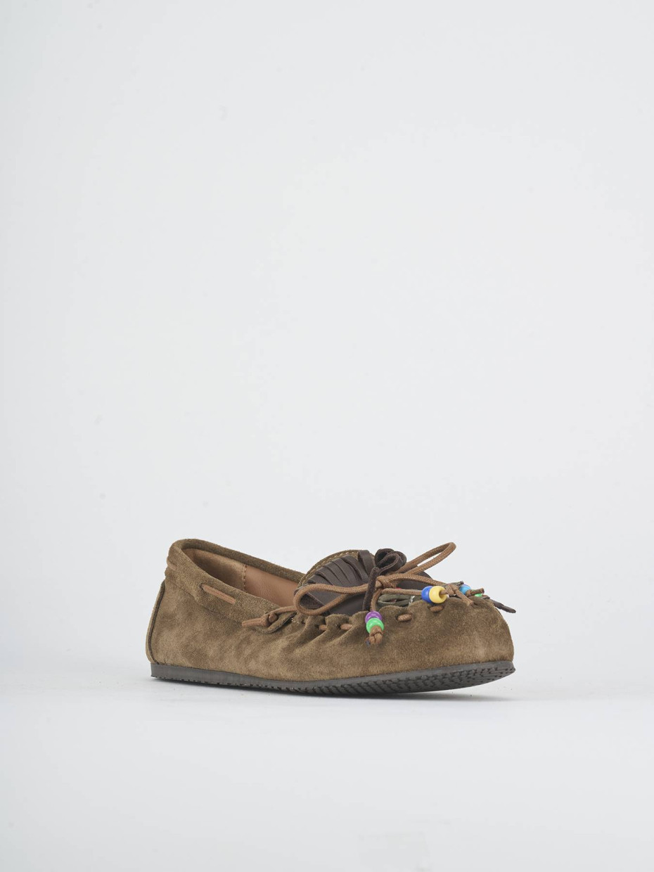 Mocasines tacón 1 cm beis ante