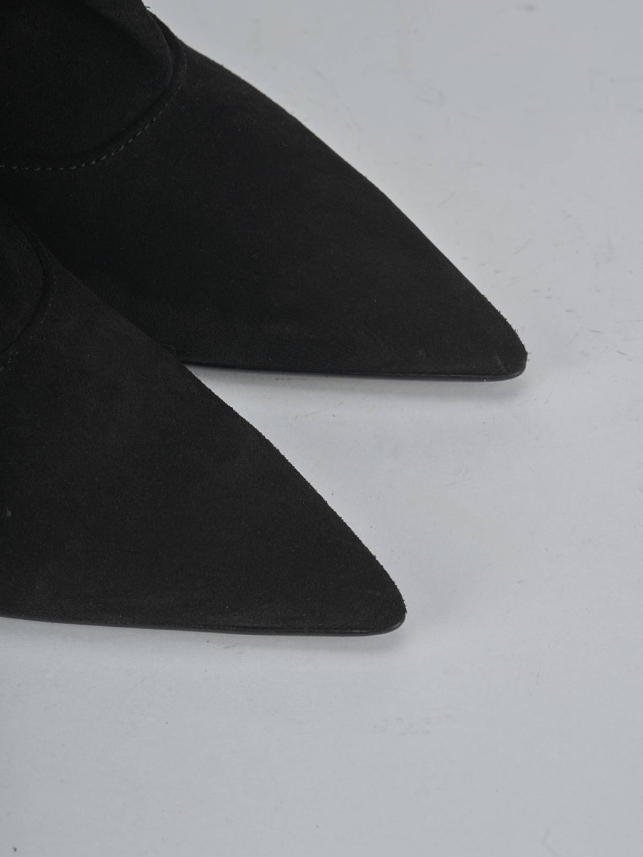 High heel ankle boots heel 5 cm black suede