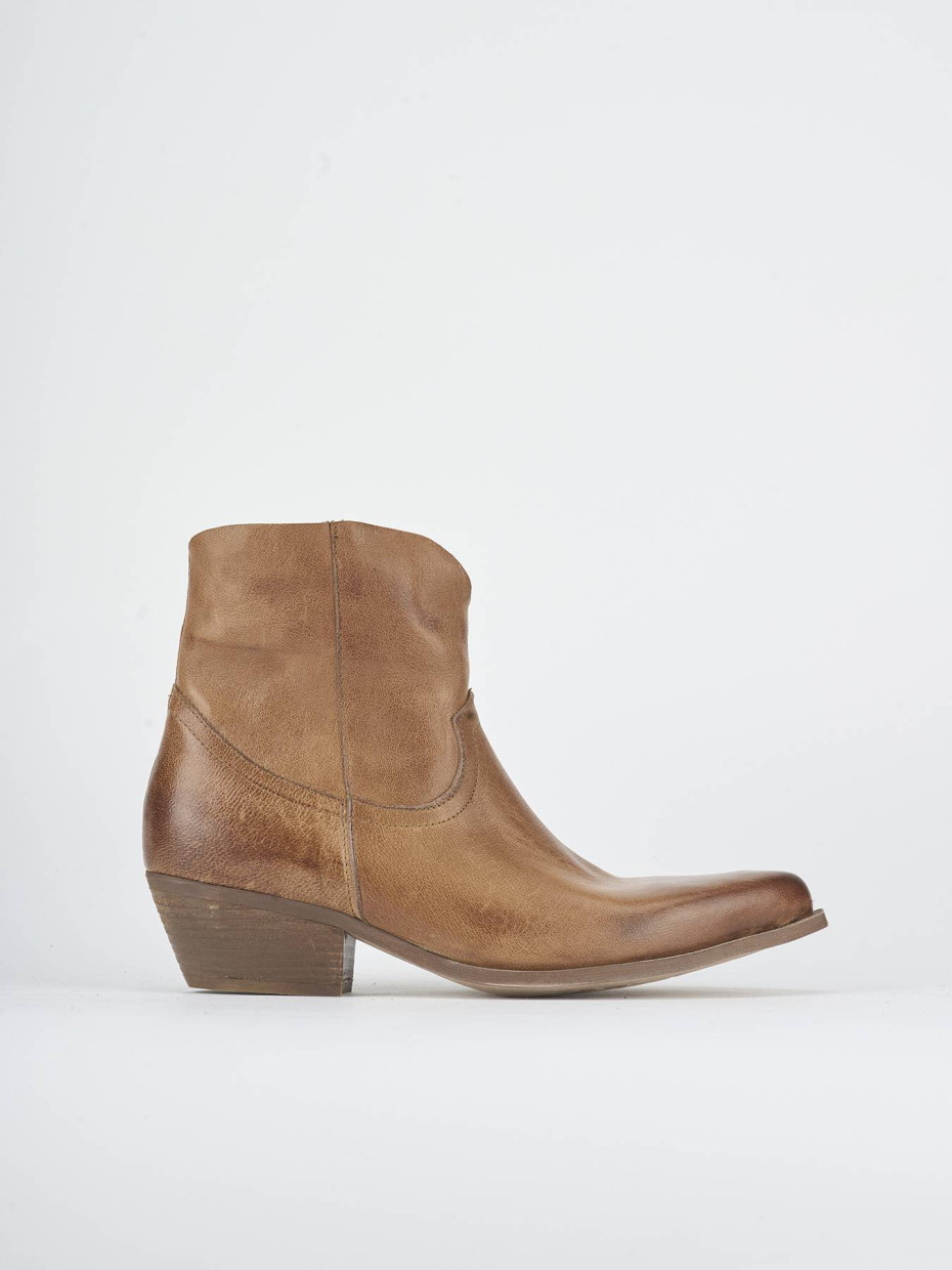 Stivaletti tacco 4cm pelle marrone