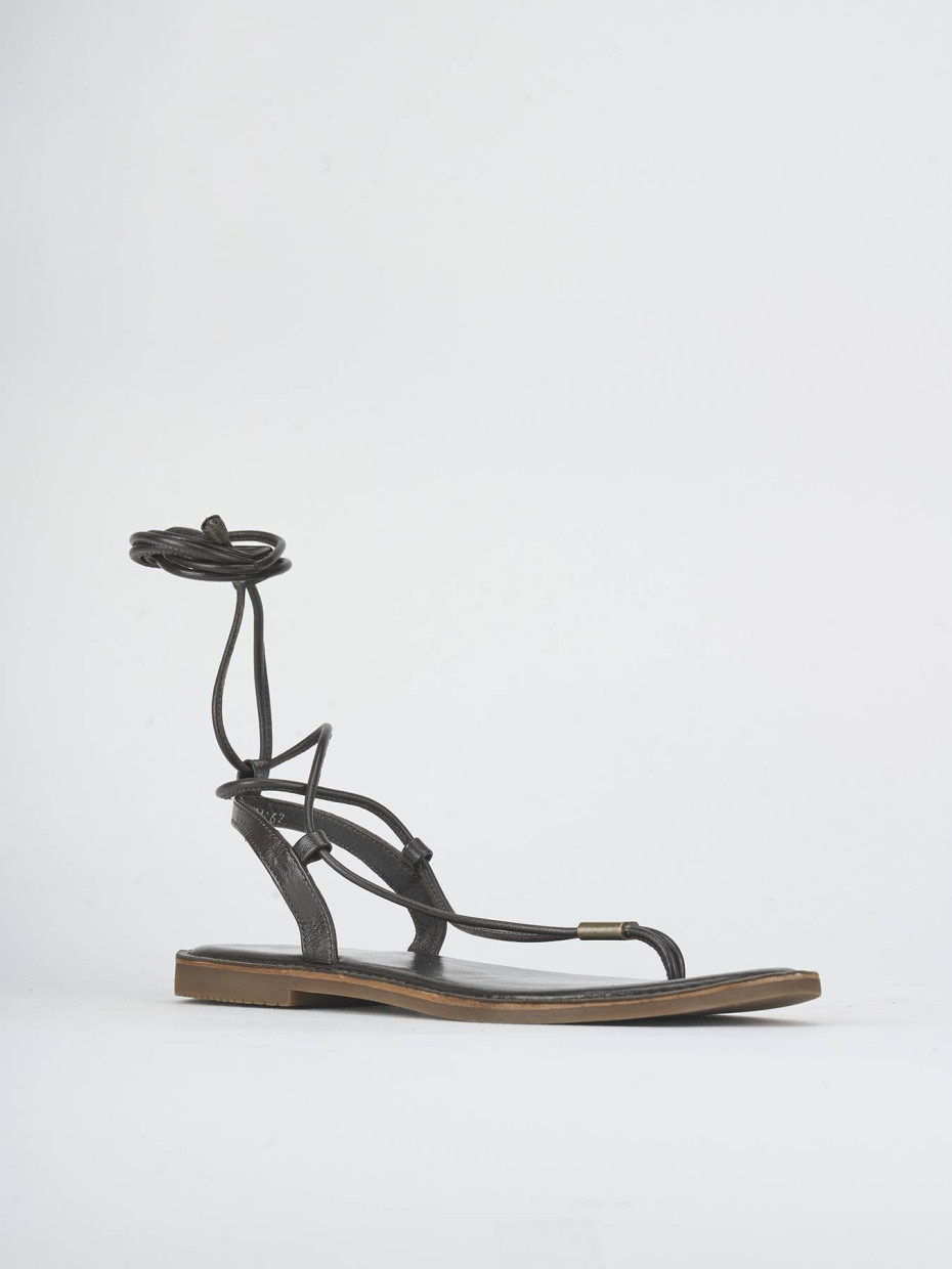 Sandalias de tacón bajo tacón 1 cm marrón oscuro cuero