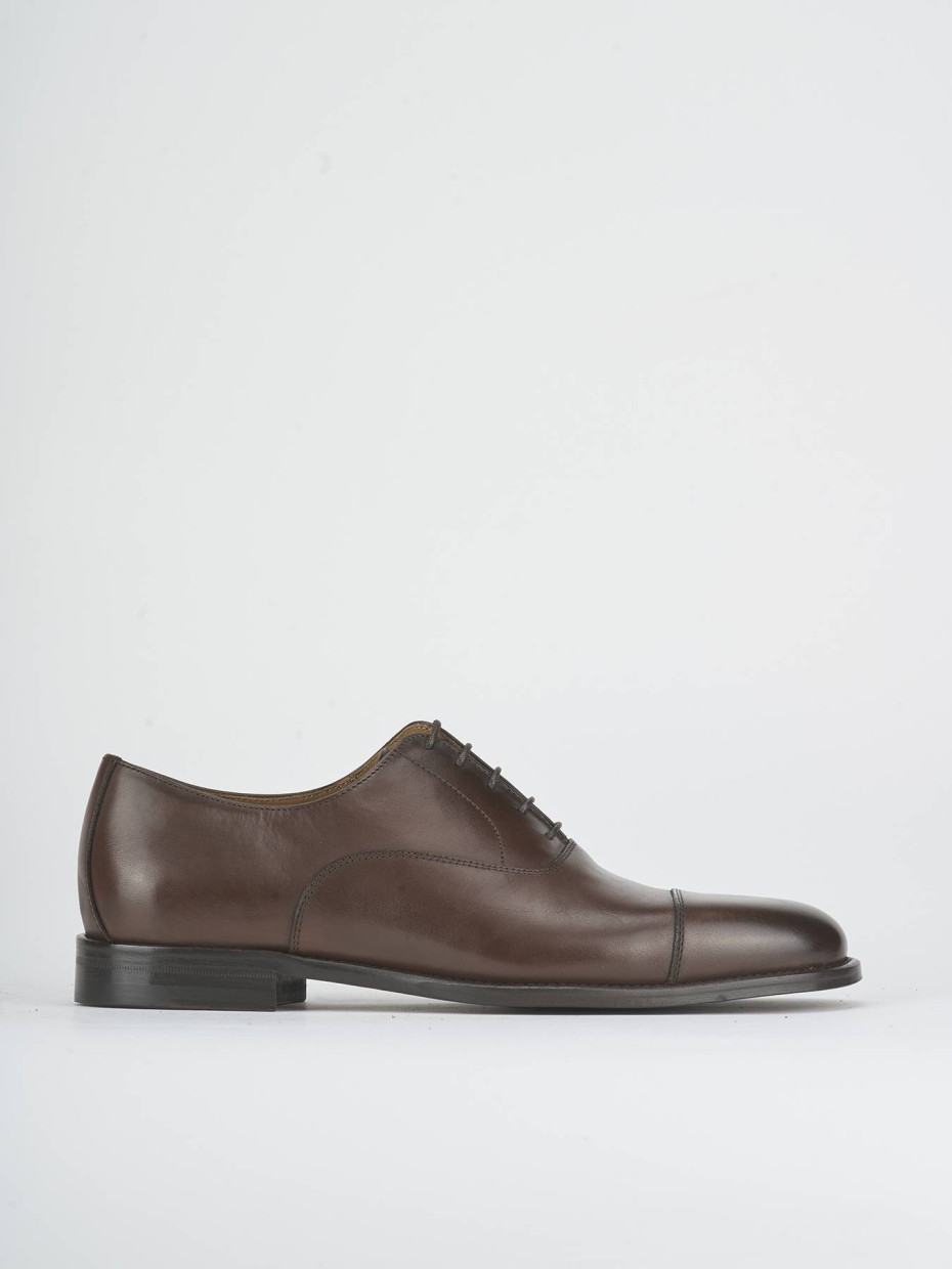 Lace-up shoes brown leather