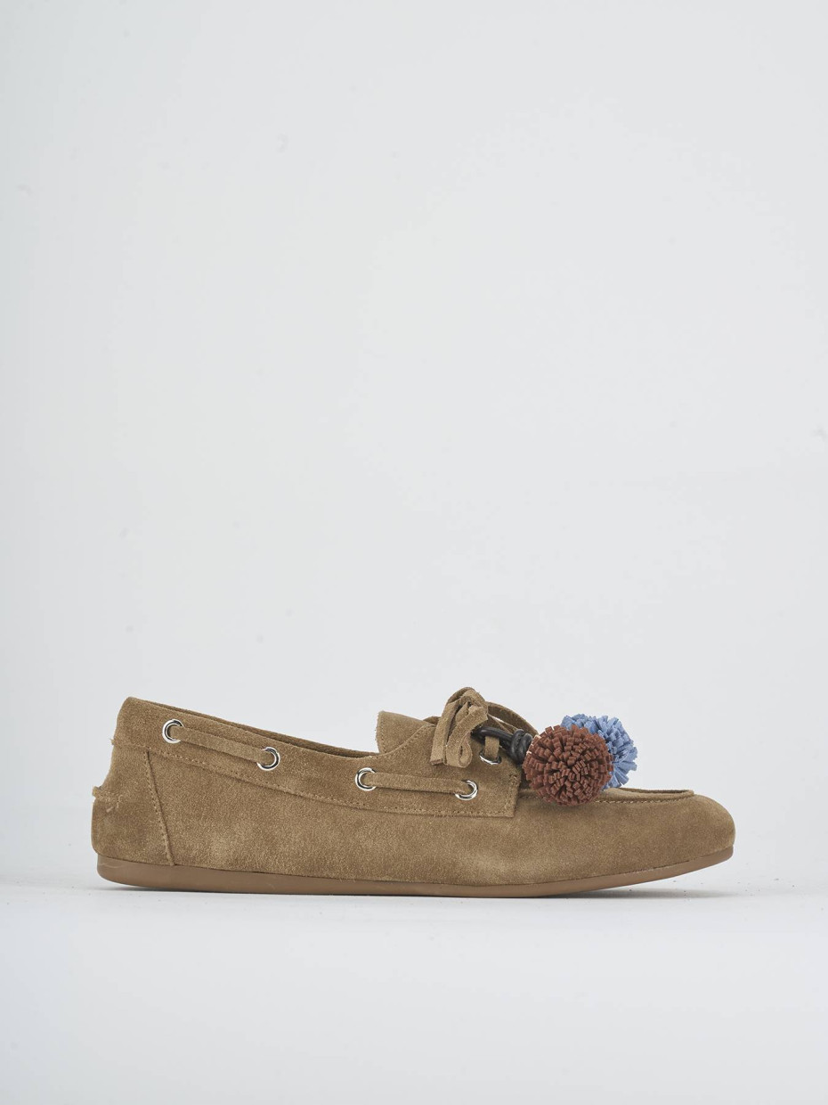 Mocasines tacón 1 cm beis ante