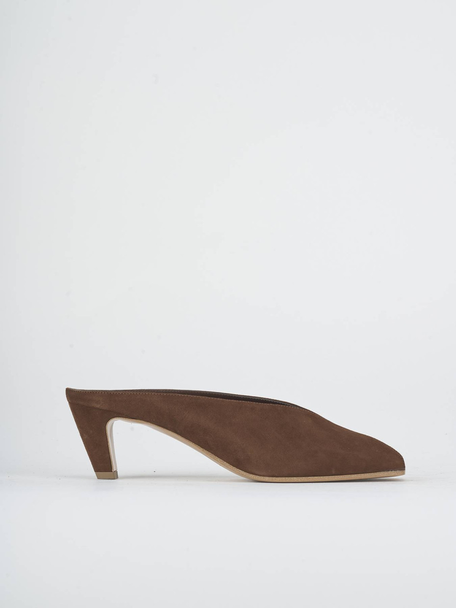Slippers heel 5 cm brown suede
