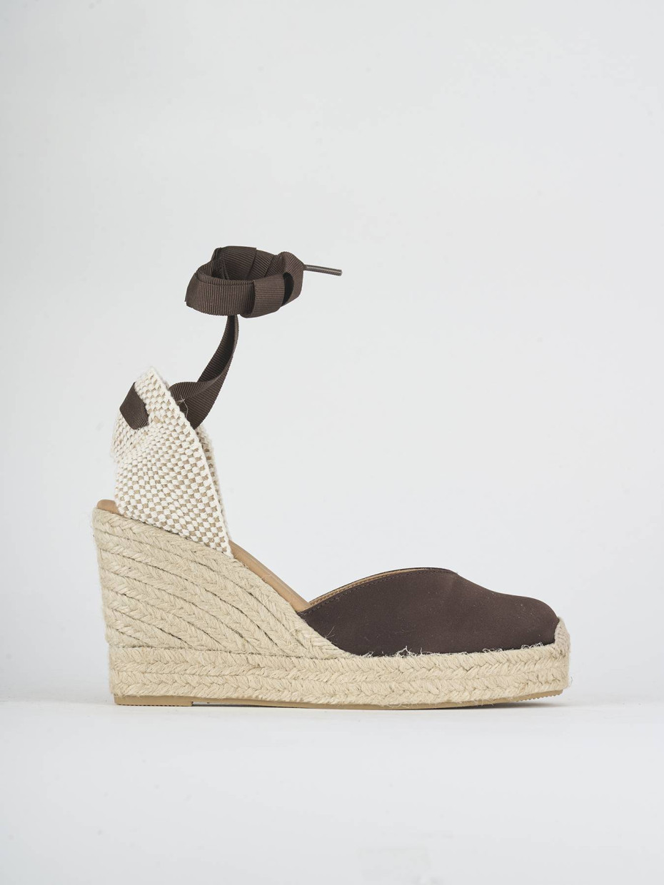 Alpargatas tacón 7 cm marrón oscuro raso