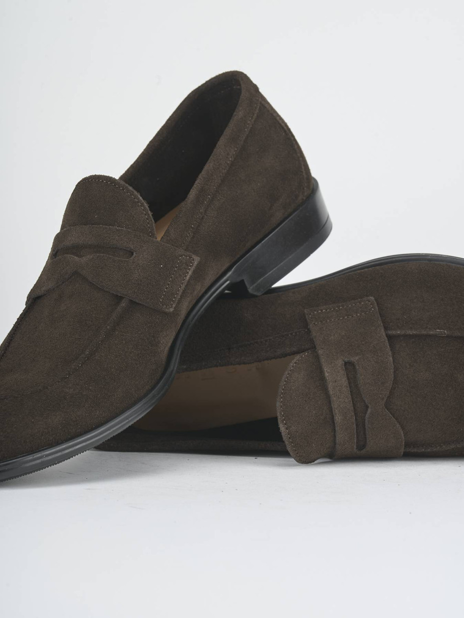 Mocasines marrón oscuro ante
