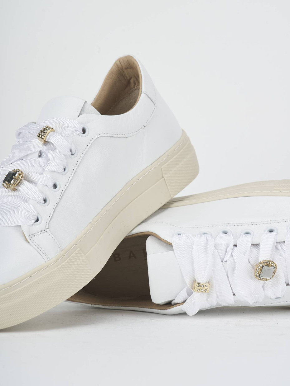 Zapatillas deportivas blanco cuero