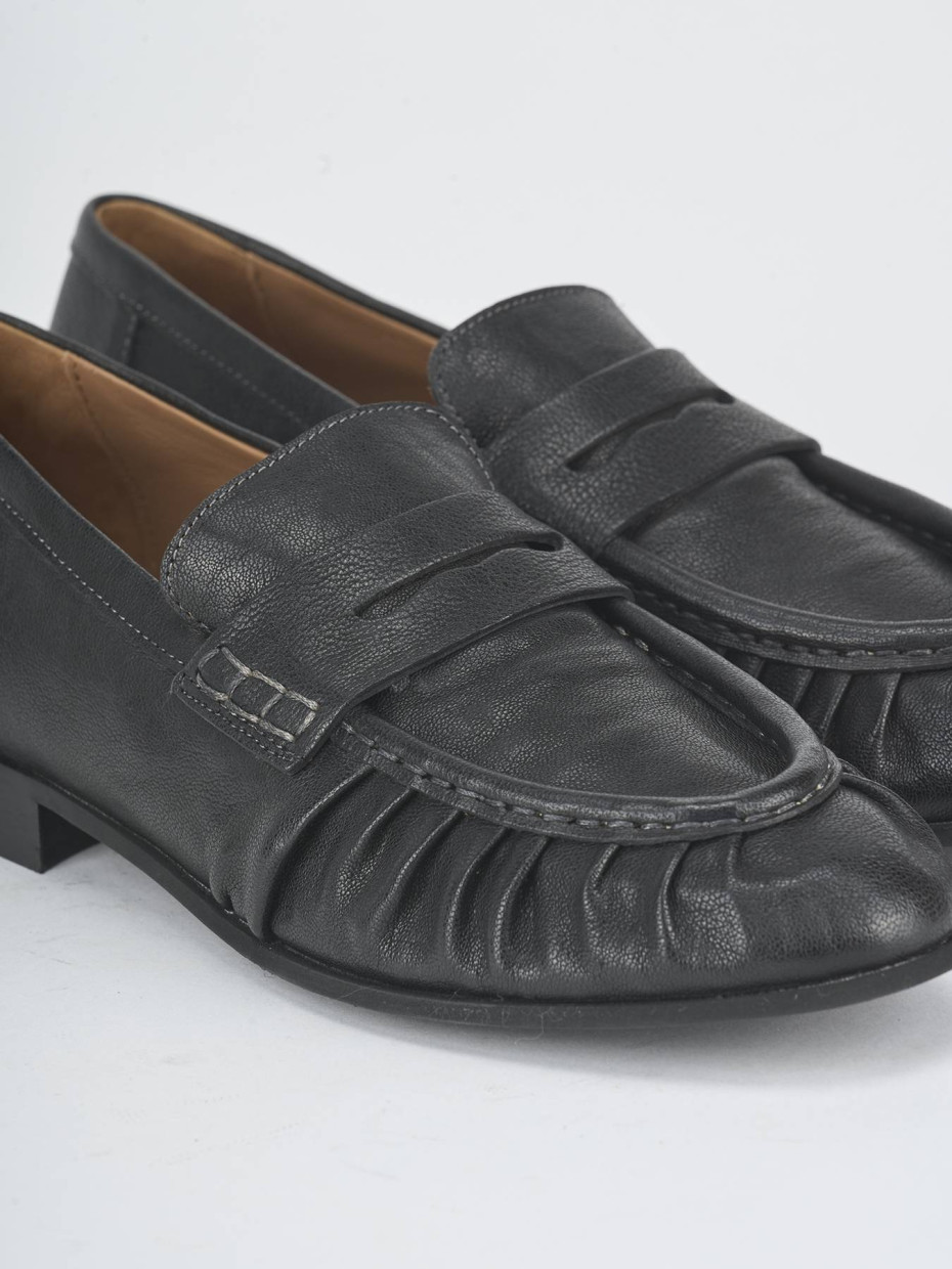 Mocasines tacón 1 cm negro cuero