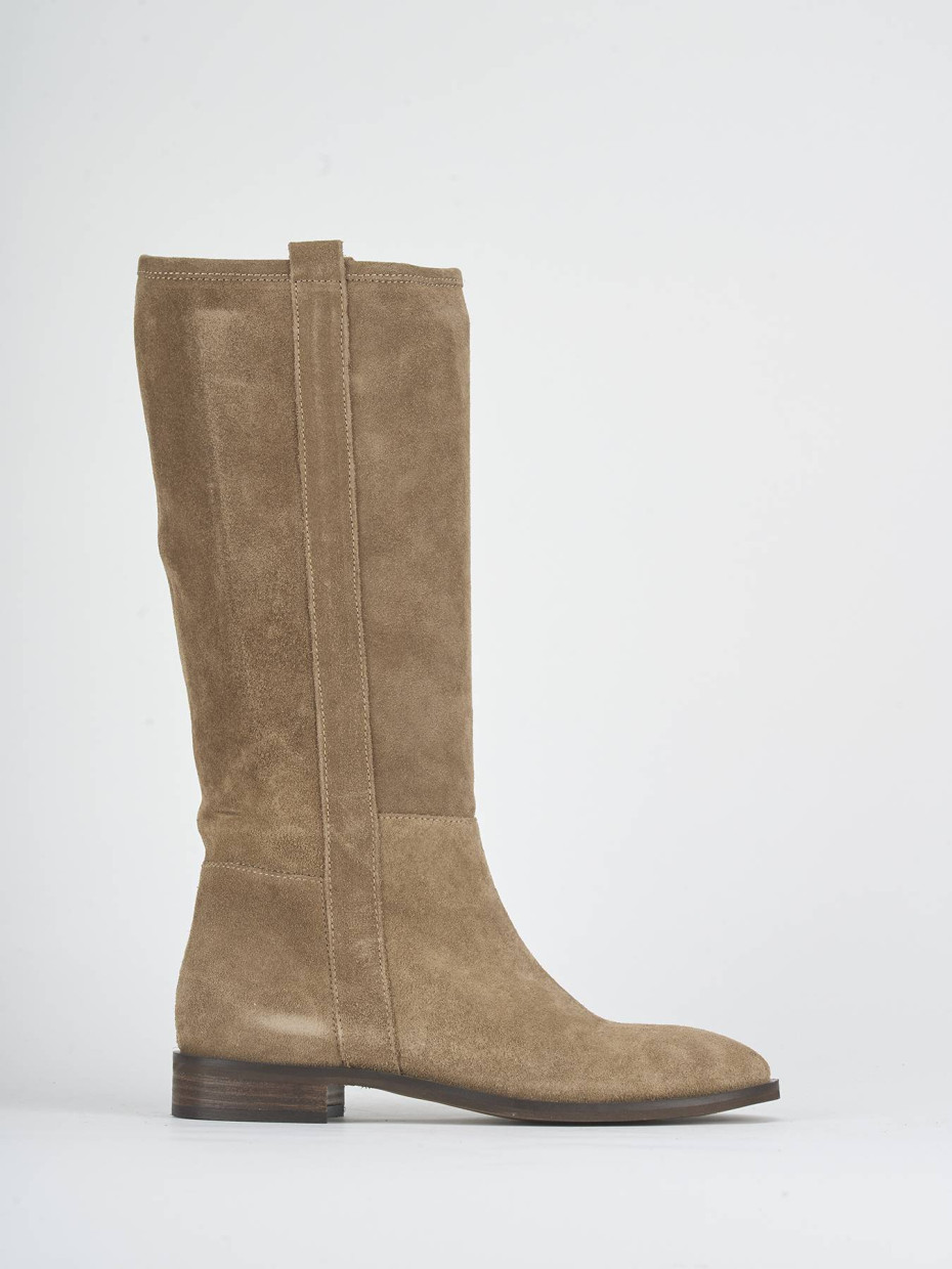 Low heel boots heel 1 cm brown suede