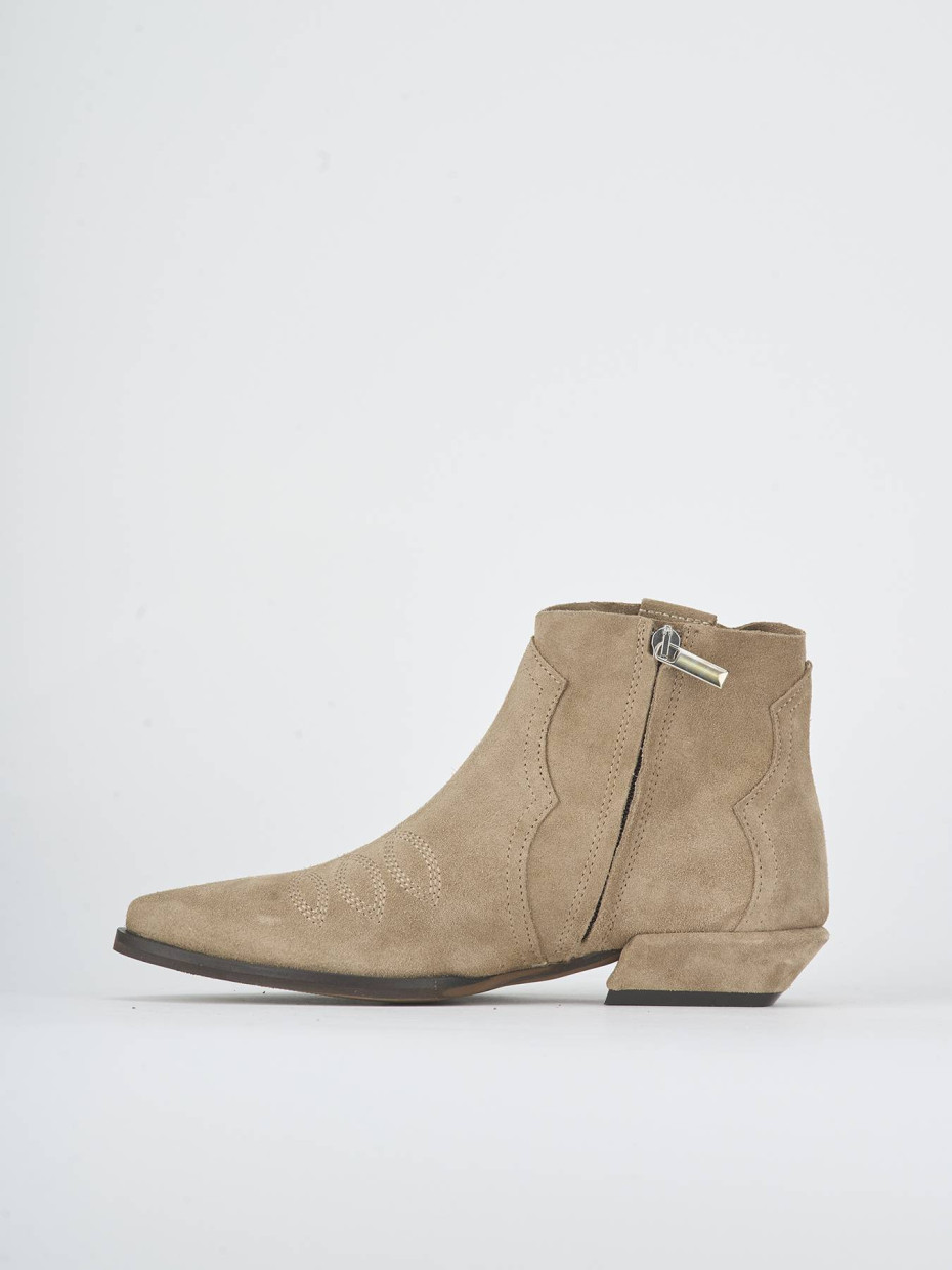 Stivaletti tacco 2cm camoscio marrone