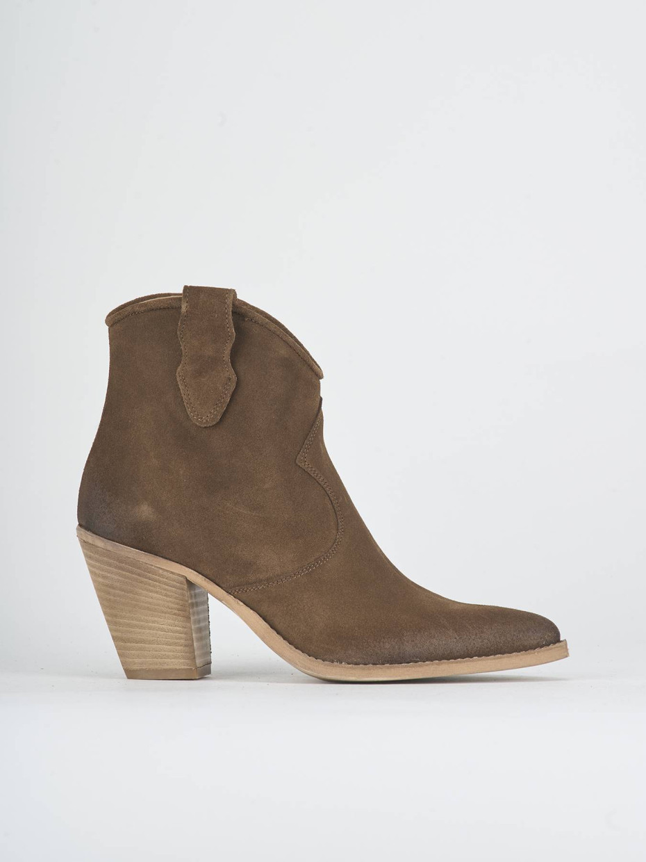 Stivaletti tacco 8cm camoscio marrone