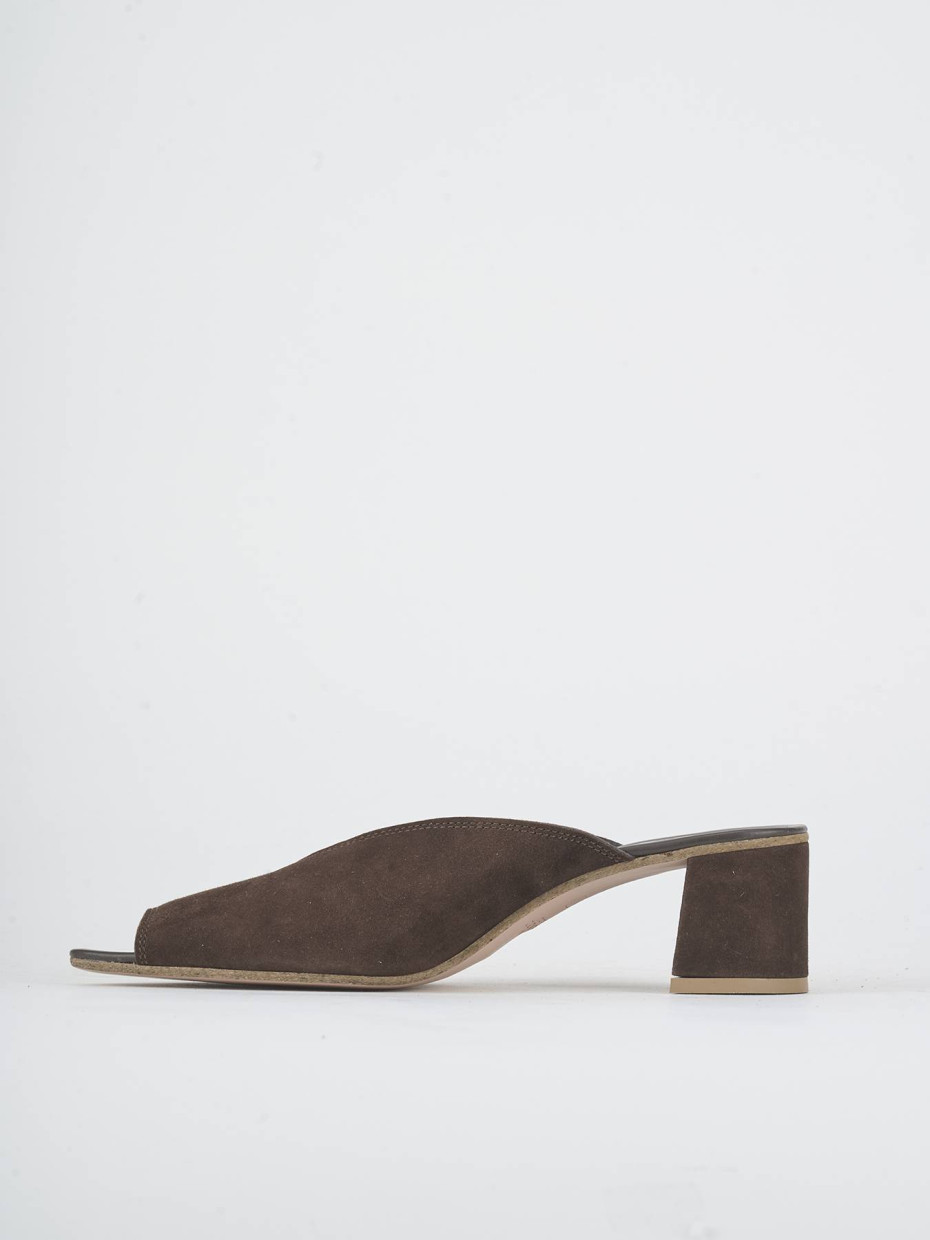 Mules tacón 5 cm marrón oscuro ante