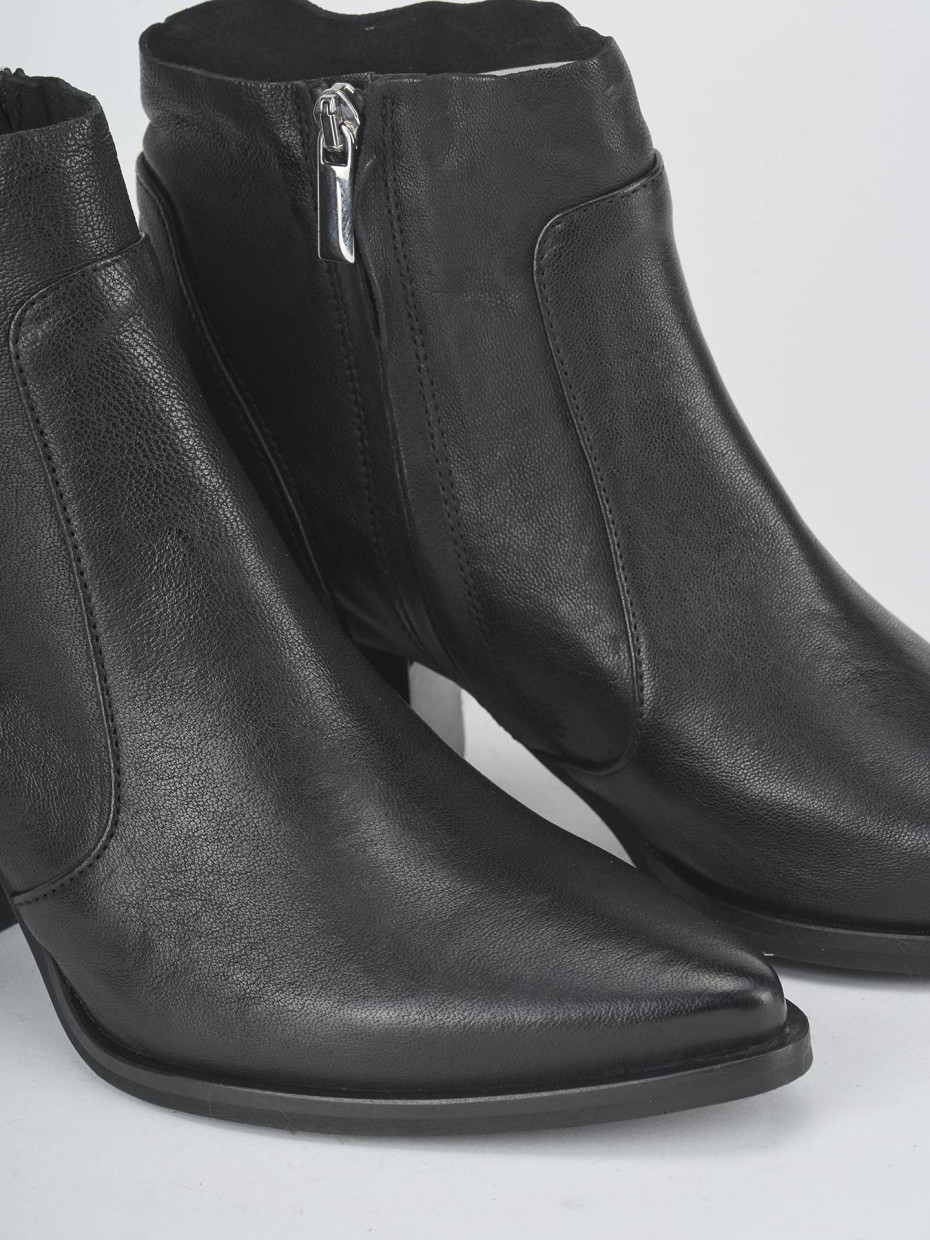 Botines de tacón alto tacón 7 cm negro cuero