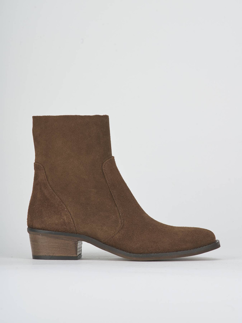 Low heel ankle boots heel 3 cm dark brown suede