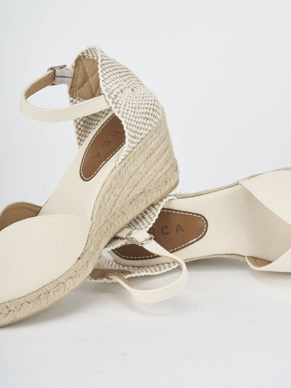 Alpargatas tacón 5 cm beis tejido
