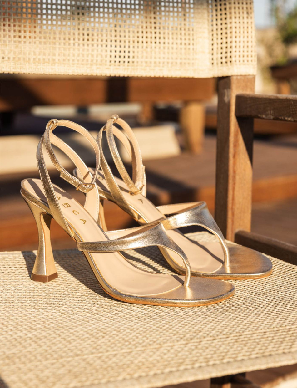 Sandalias de tacón alto tacón 9 cm oro laminado