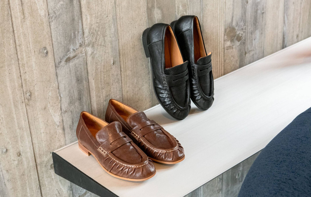 Mocasines tacón 1 cm negro cuero
