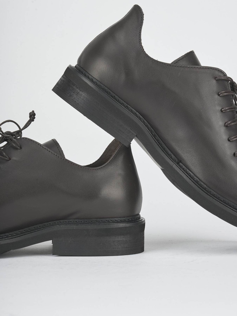 Lace-up shoes heel 2 cm dark brown leather