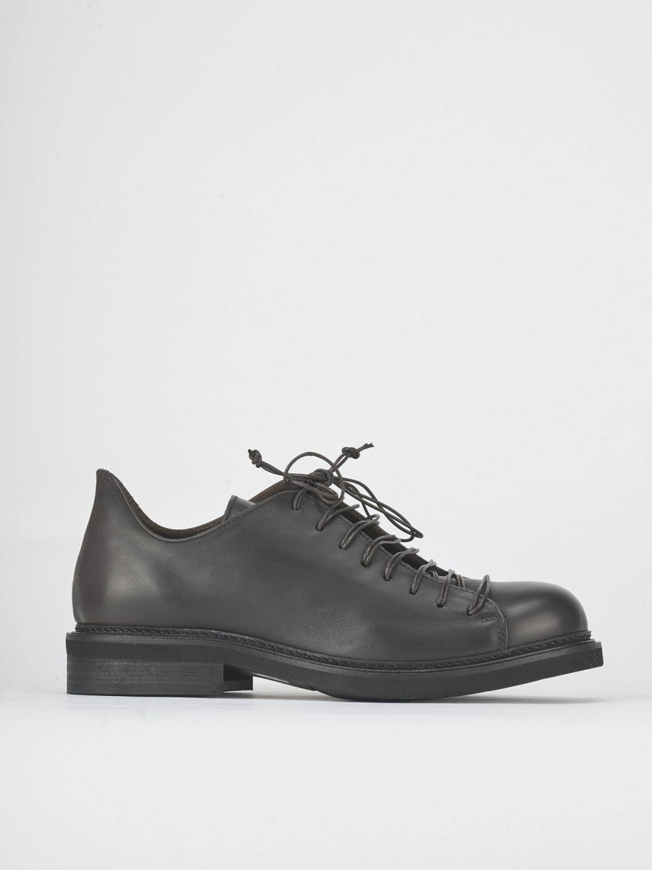 Lace-up shoes heel 2 cm dark brown leather