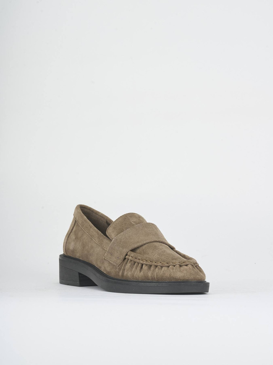 Mocasines tacón 1 cm beis ante