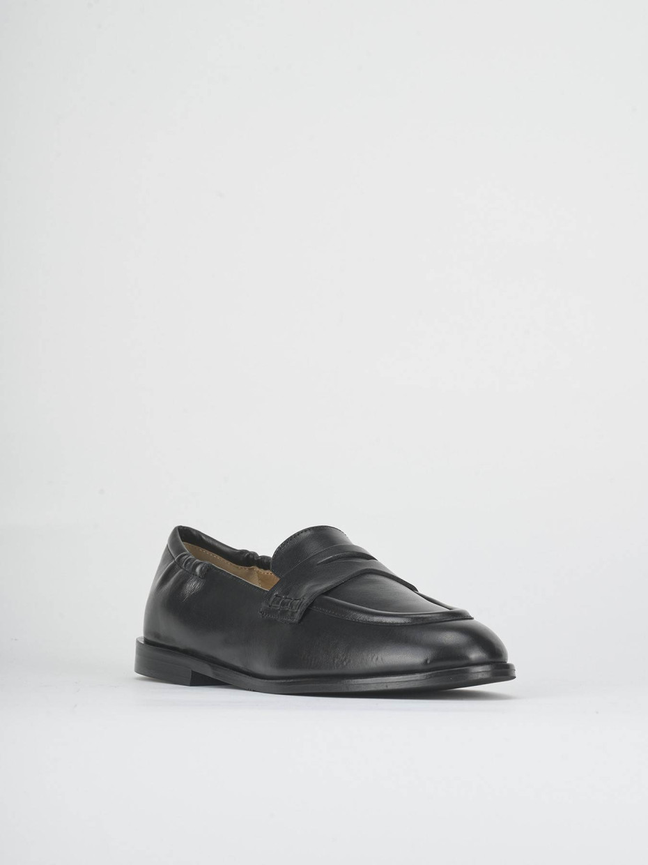 Loafers heel 1 cm black leather